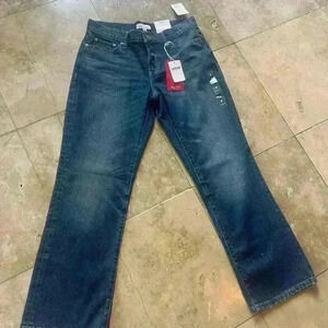 Lucky Brand Easy Rider Bootcut jeans NWT. Size 6/28 A. Brand new. Never worn.